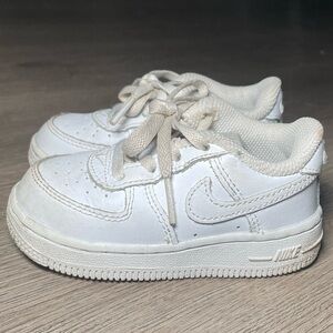 Nike Air Force 1 LE baby/toddler shoes in the "Triple White" colorway